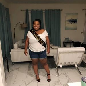 Meet your Posher, Bianca